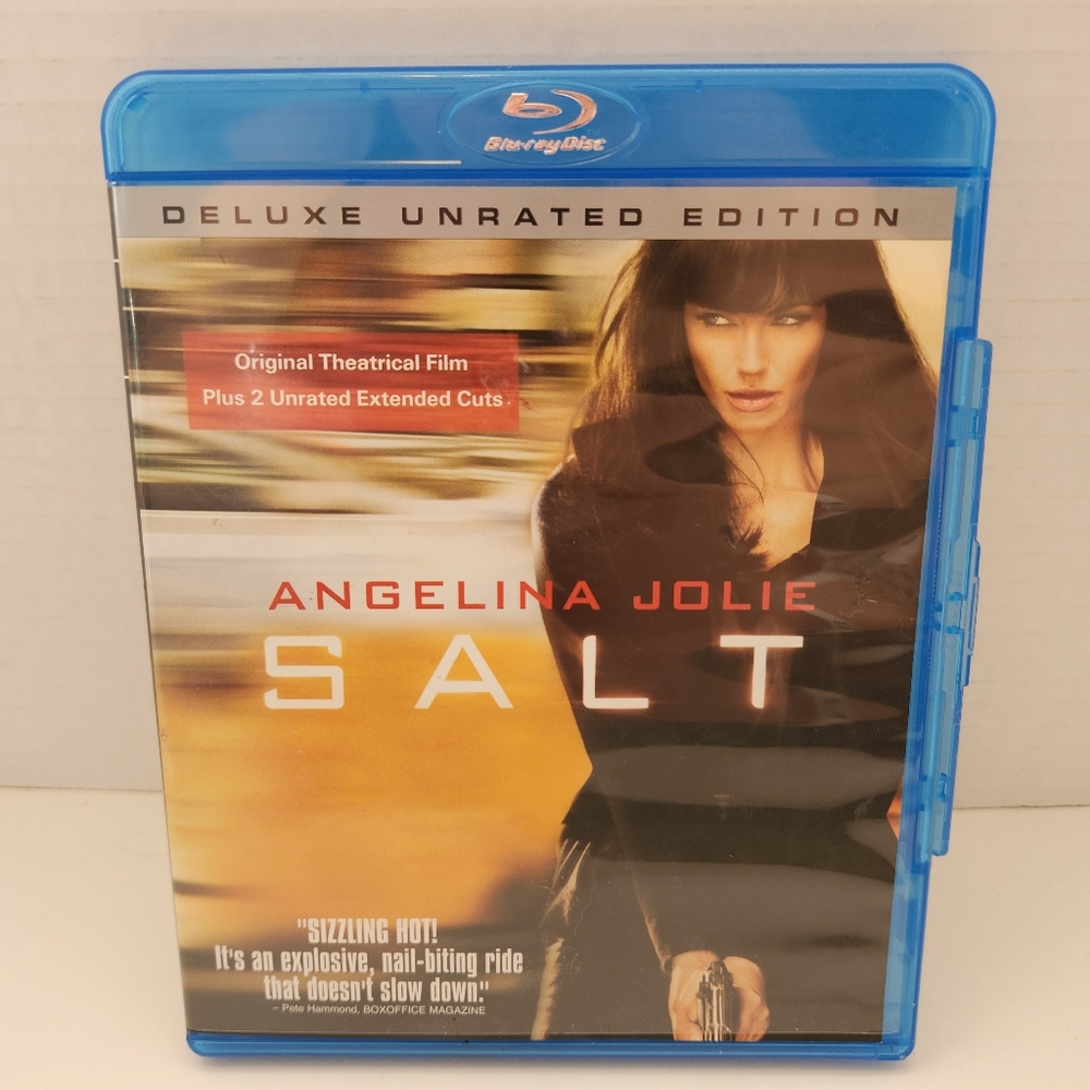 Salt DVD Movie featuring Angelina Jolie and Liev Schreiber